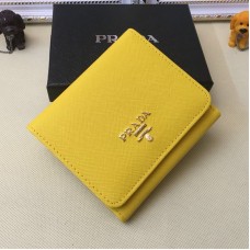 Prada 1M0176 Portefeuilles en Cuir Saffiano en Jaune