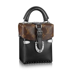 Louis Vuitton M43039 Camera Box Sac à bandoulière Monogram Canvas
