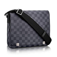 Louis Vuitton N41028 District PM Messenger Bag Damier Toile Graphite